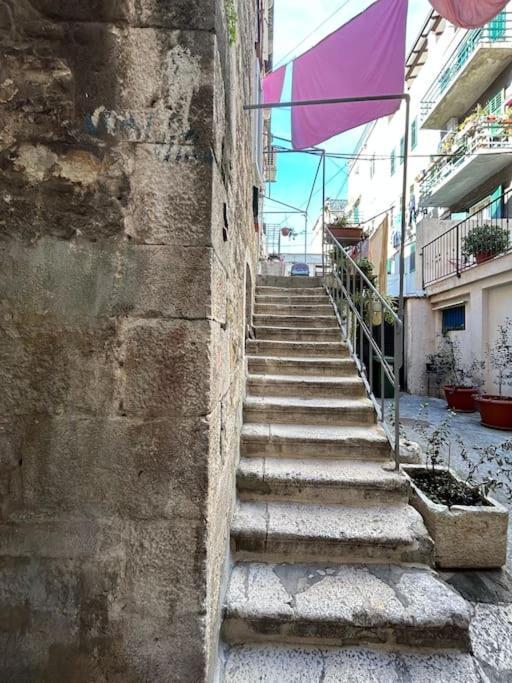 Largo Apartment In The Heart Of Diocletian Palace Split Extérieur photo