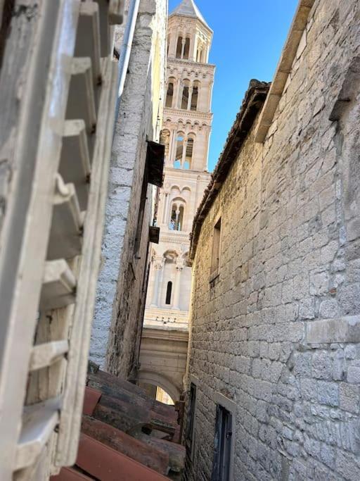Largo Apartment In The Heart Of Diocletian Palace Split Extérieur photo